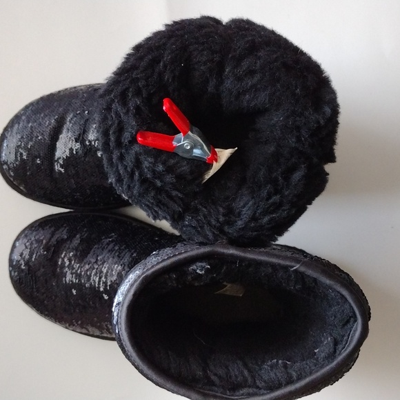 UGG Classic Cosmos Sequin Black  Women's Booties 7 - Picture 6 of 9